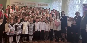 Торжественная линейка, посвящённая началу 2 четверти, с участием руководства ОСВОД