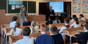 Чтобы не попасть в воду, не ходи весной по льду