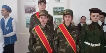 Выступление Знаменной группы